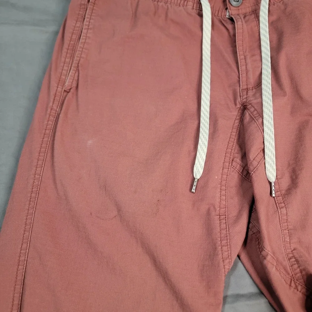 Vuori Ripstop Pants Men's Medium Red Stretch Drawstring V412 Hiking Outdoors